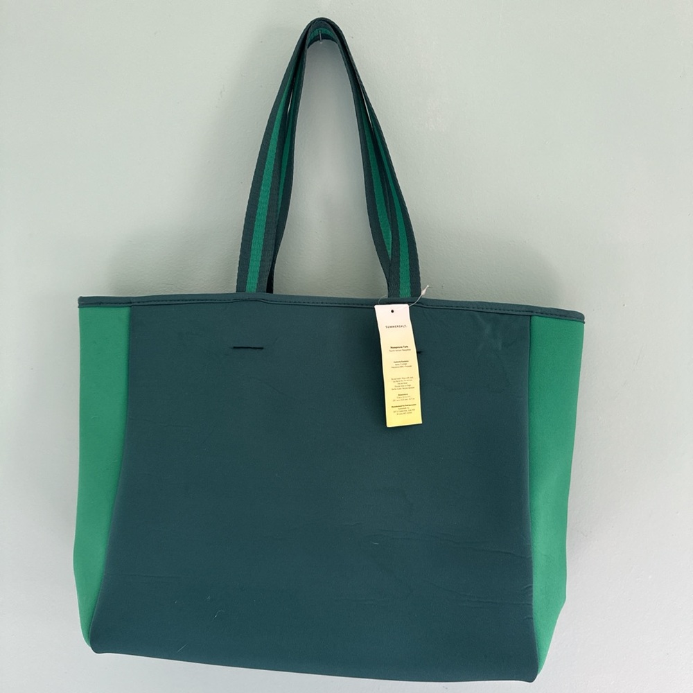 Chic Green Tote Bag